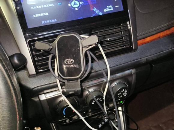 [深圳·粤X] 二手丰田YARiS L 致炫2015款 1.5E 自动魅动版