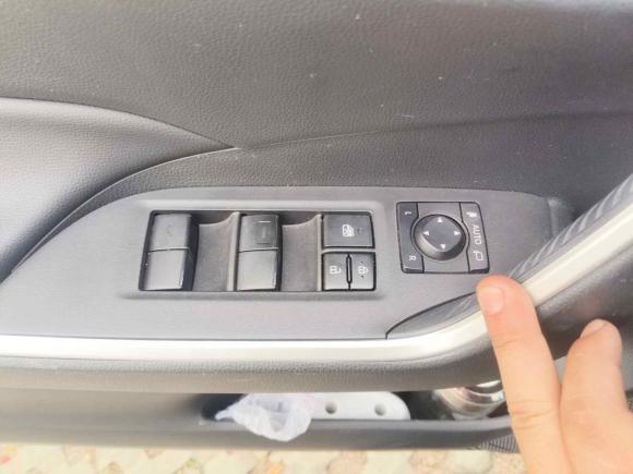 [青岛·鲁U] 二手丰田RAV4荣放2023款 双擎 2.5L E-CVT两驱精英版