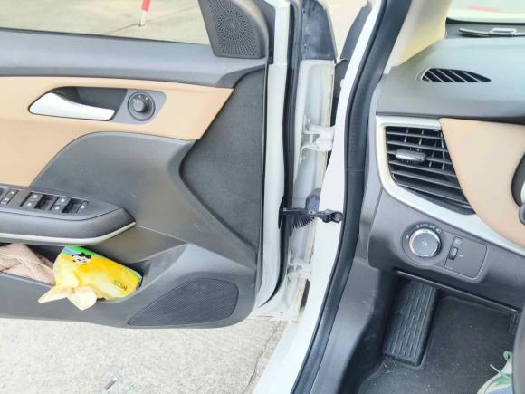 [上海·沪F] 二手雪佛兰科鲁泽2021款 320 自动悦享天窗版