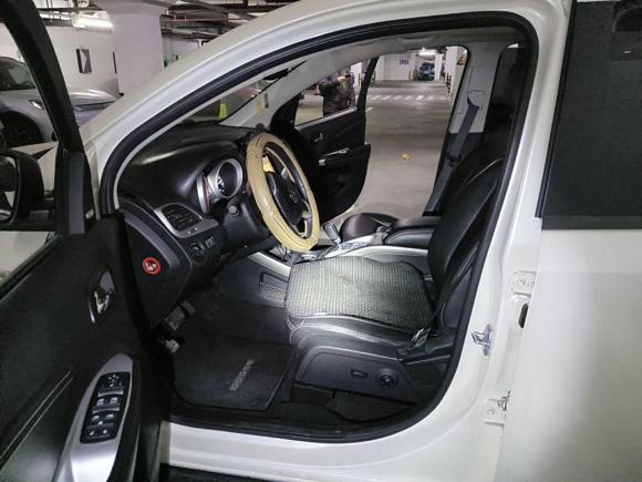 [上海·沪A] 二手道奇酷威2013款 2.4L 两驱尊尚版