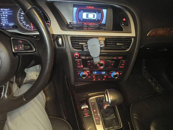 [武汉·鄂A] 二手奥迪奥迪A4L2015款 35 TFSI 自动舒适型