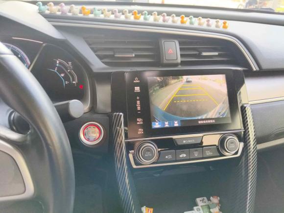 [广州·粤A] 二手本田思域2016款 220TURBO CVT豪华版