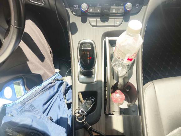 [上海·沪D] 二手别克君越2018款 20T 精英型