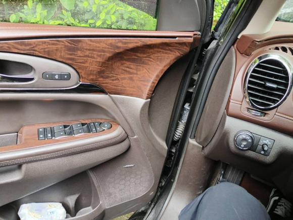 [广州·粤A] 二手别克昂科雷2014款 3.6L 四驱智享旗舰型