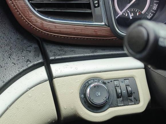 [上海·沪A] 二手别克别克GL82018款 28T 尊贵型 国VI