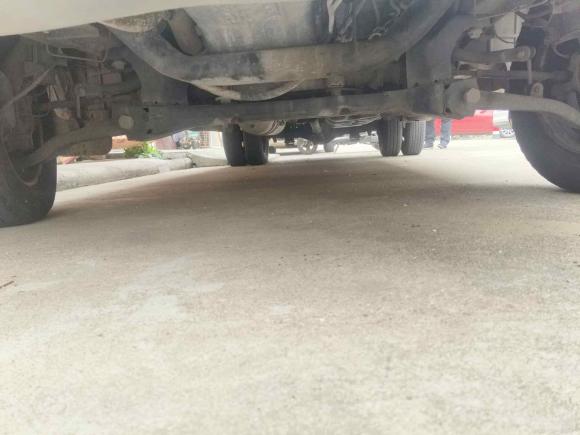 [常州·皖S] 二手东风御风御风2021款 2.4T后驱物流车极限高顶后双胎6-9座国VI YCY24140-60