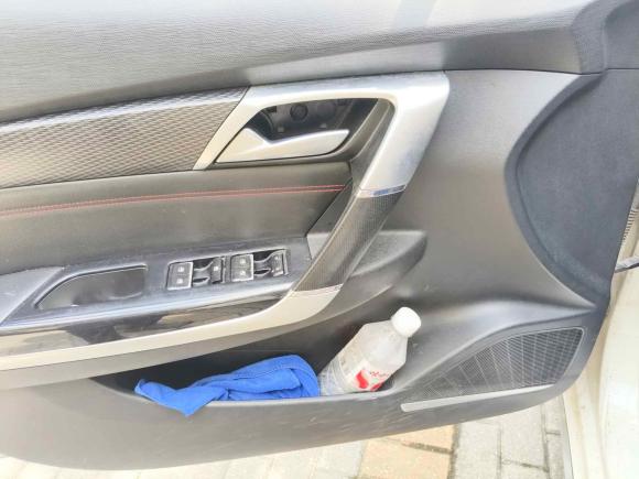 [嘉兴·浙A] 二手北京汽车北京EU52018款 R500 智风版