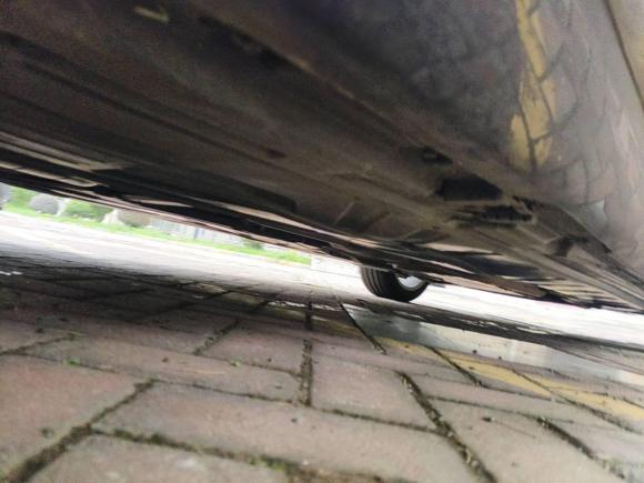 [无锡·苏B] 二手奔驰奔驰E级2022款 改款 E 300 L 运动时尚型