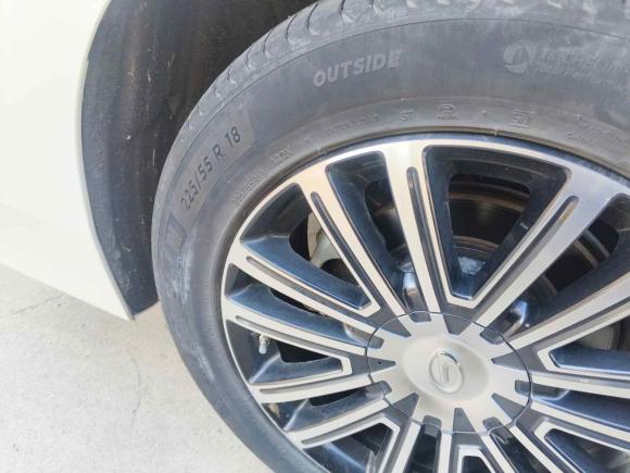 [青岛·鲁U] 二手广汽传祺传祺M82021款 领秀系列 390T 至尊版