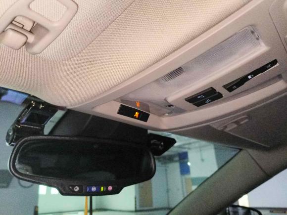 [深圳·陕A] 二手凯迪拉克凯迪拉克SRX2014款 3.6L 旗舰型