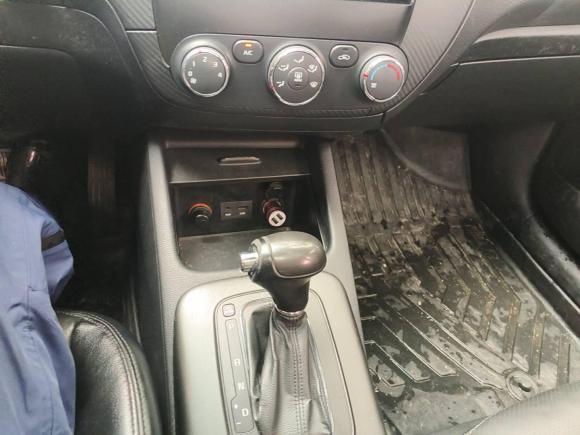 [杭州·黑C] 二手起亚起亚K32013款 1.6L 自动GLS