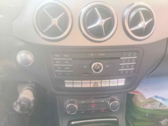 [深圳·粤B] 二手奔驰奔驰B级2015款 B 200 动感型