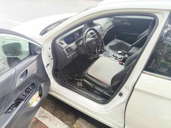 [广州·粤A] 二手本田雅阁2016款 混动 2.0L 锐酷版