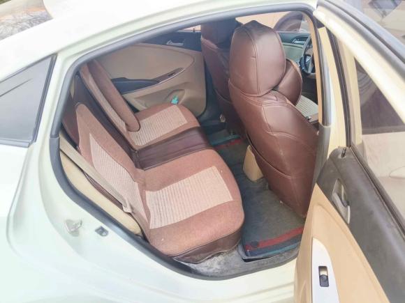 [青岛·鲁B] 二手现代瑞纳2014款 1.4L 手动智能型GLS