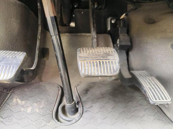 [常州·苏D] 二手东风御风御风2018款 2.5T物流车A100长轴高顶5-9座国V ZD25