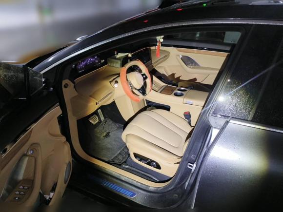 [芜湖·皖B] 二手鸿蒙智行智界R72024款 纯电 802km Max