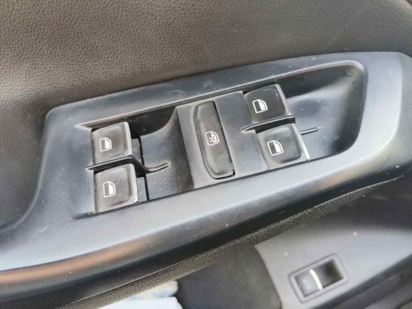 [武汉·鄂W] 二手大众速腾2015款 230TSI 自动豪华型