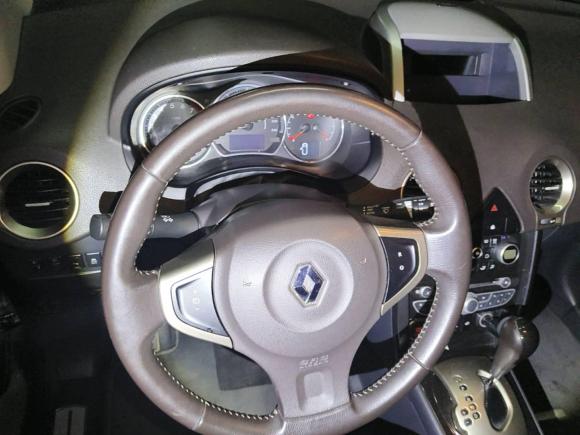 [青岛·鲁B] 二手雷诺科雷傲2013款 2.5L 四驱舒适版