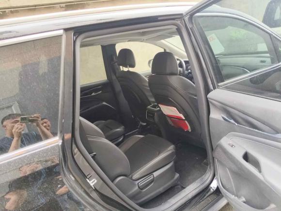 [杭州·浙A] 二手上汽大通MAXUS大通G502023款 PLUS 1.5T 自动护航版