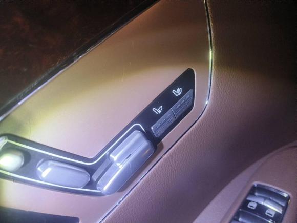 [深圳·粤B] 二手奔驰奔驰S级2010款 S 350 L 豪华型