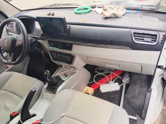 [上海·苏U] 二手金杯小海狮X302024款 1.5L 财富型厢货 2/5座 前置空调 