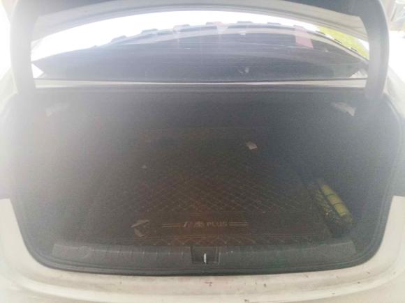 [上海·沪A] 二手比亚迪秦PLUS2021款 DM-i 120KM 尊贵型