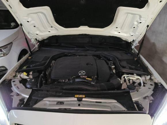 [深圳·粤B] 二手奔驰奔驰C级2021款 C 260 L 运动版