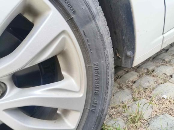 [青岛·鲁U] 二手别克英朗2021款 典范 1.5L 自动精英型