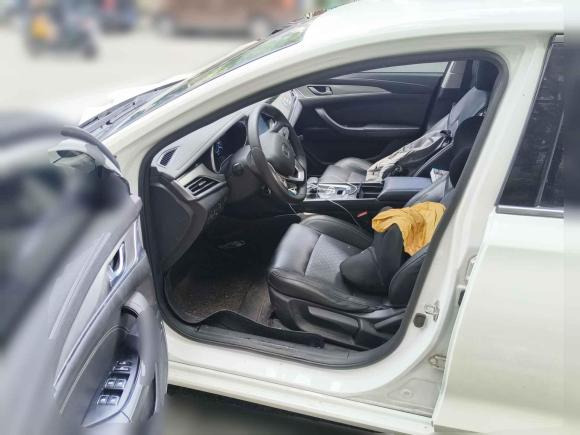 [成都·川A] 二手长安逸动新能源2019款 EV460 智享版