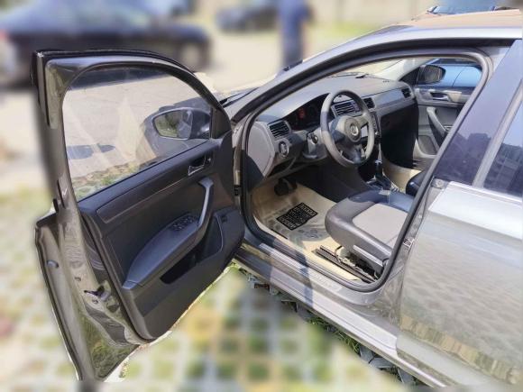 [南京·苏A] 二手大众桑塔纳2013款 1.6L 自动舒适版