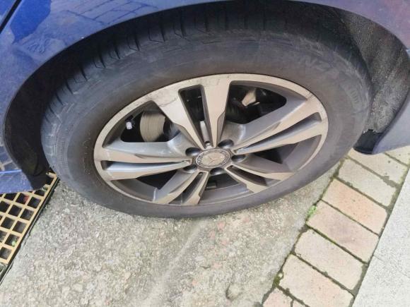 [青岛·鲁B] 二手奔驰奔驰C级2015款 改款 C 200 L 运动型