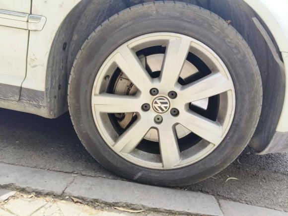 [成都·川G] 二手大众辉腾2009款 3.6L V6 5座加长舒适版