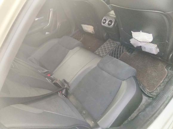 [南京·苏A] 二手奔驰奔驰A级2021款 A 200 L 运动轿车时尚型