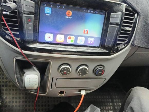 [嘉兴·浙F] 二手上汽大通MAXUS新途V802021款 2.0T 手动经典城配王短轴中顶3座