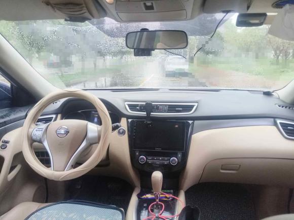 [西安·陕A] 二手日产奇骏2014款 2.0L CVT舒适版 2WD