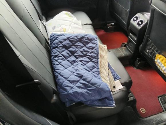 [上海·沪B] 二手奔驰奔驰GLB2020款 GLB 200 时尚型