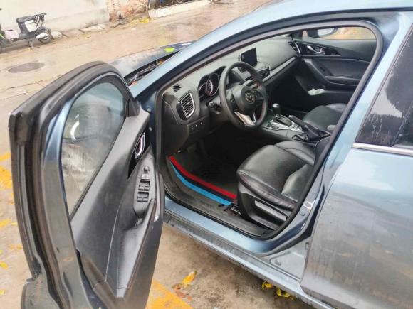 [佛山·粤E] 二手马自达马自达3 昂克赛拉2016款 三厢 2.0L 自动运动型