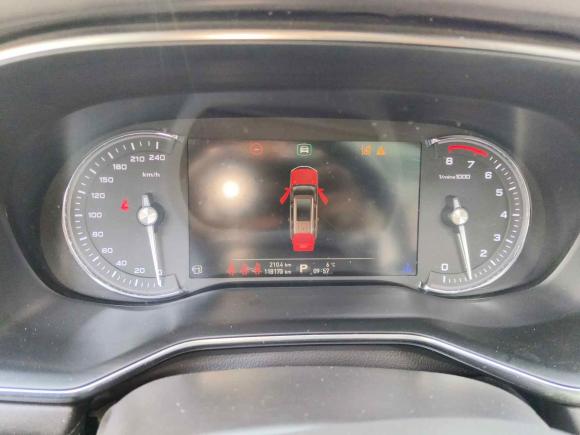 [上海·沪D] 二手荣威荣威RX82018款 30T 智联网两驱至尊版