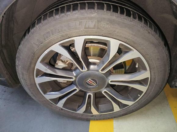 [上海·沪J] 二手红旗红旗HS52019款 2.0T 智联旗享四驱版