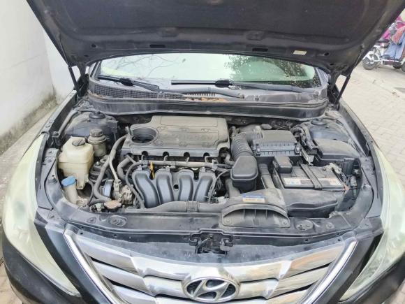 [苏州·苏E] 二手现代索纳塔2011款 2.0L 自动豪华版