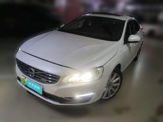 沃尔沃沃尔沃S60插电式混动2015款 S60L E驱混动 T6智驭版「上海二手车」「天天拍车」