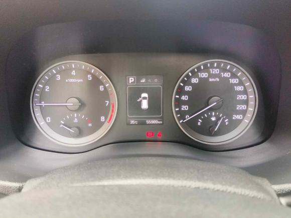 [无锡·苏B] 二手现代途胜2015款 1.6T 双离合两驱智能型