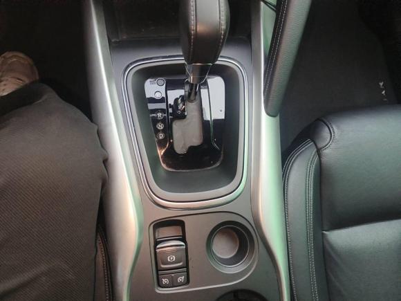 [深圳·粤B] 二手雷诺科雷嘉2016款 2.0L 两驱豪华版