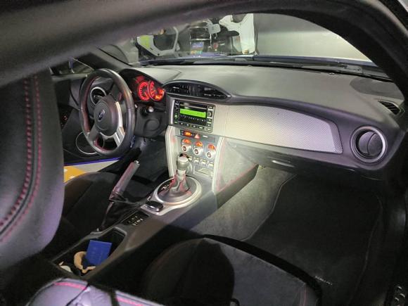 [上海·沪A] 二手斯巴鲁斯巴鲁BRZ2015款 2.0i 自动版