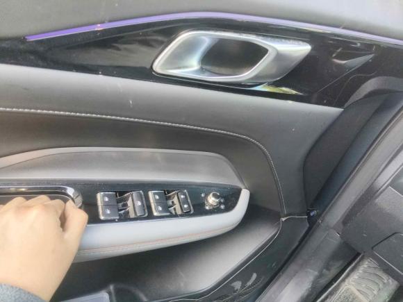 [上海·苏E] 二手长安欧尚长安欧尚Z6新能源2023款 智电iDD 150KM旗舰PLUS智慧泊车版