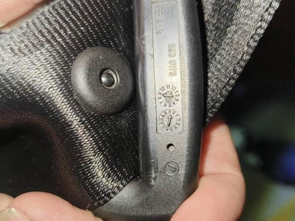 [深圳·粤B] 二手大众途锐2006款 3.2L 顶级版