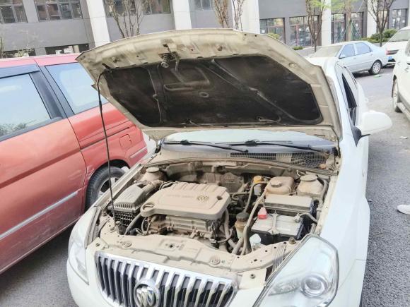 [西安·陕U] 二手别克凯越2015款 1.5L 自动经典型