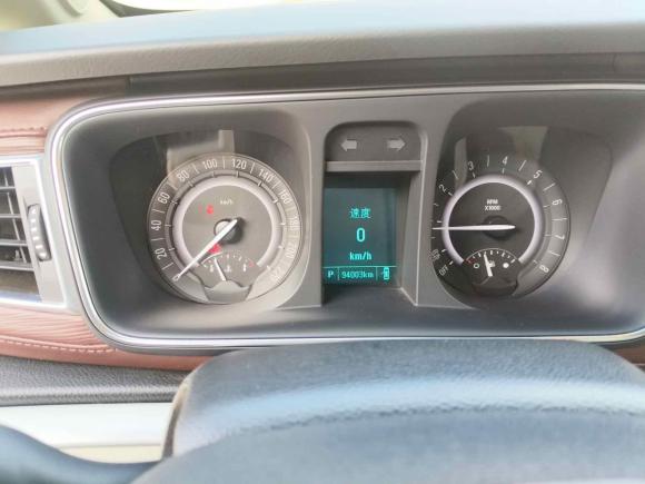 [青岛·鲁B] 二手别克别克GL82017款 25S 豪华型 国V