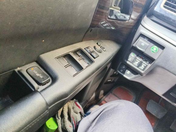 [上海·沪K] 二手本田艾力绅2016款 2.4L 至尊版