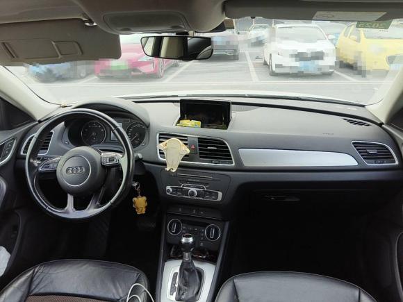 [广州·苏A] 二手奥迪奥迪Q32016款 30 TFSI 时尚型